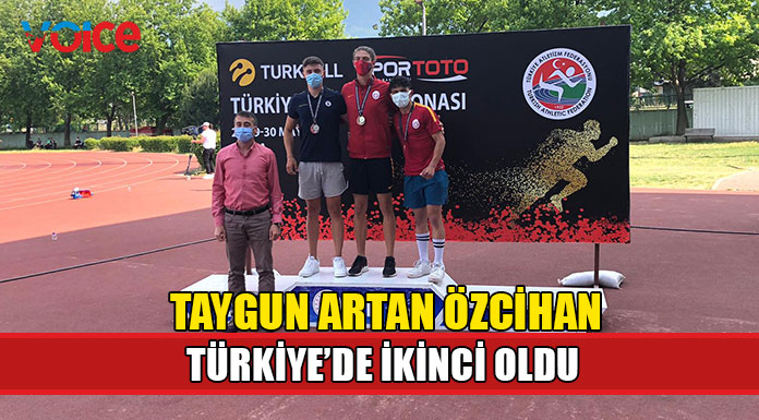 Taygun Bursa’da kürsüde