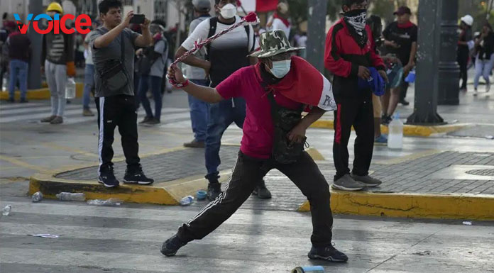 Peru protesters tear-gassed after president calls for truce