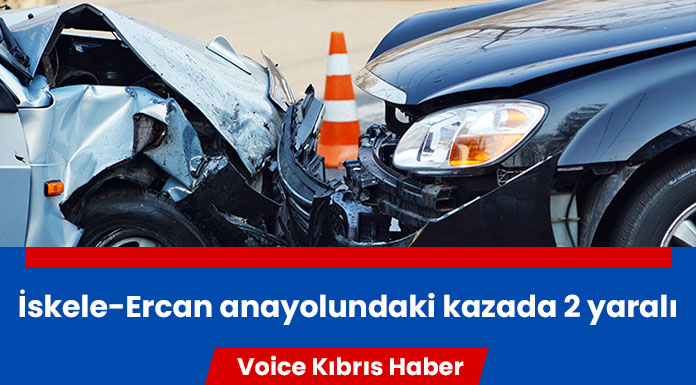 İki araç yüz yüze çarpıştı!