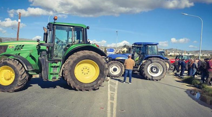 Kıbrıslı Rum çiftçilerden Avrupalı çiftçilere destek eylemi