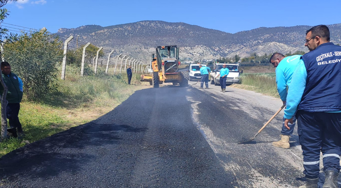 Serdarlı-Görneç yolu tamir ediliyor