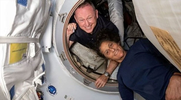 Boeing'in astronotları 1 aydır uzayda mahsur