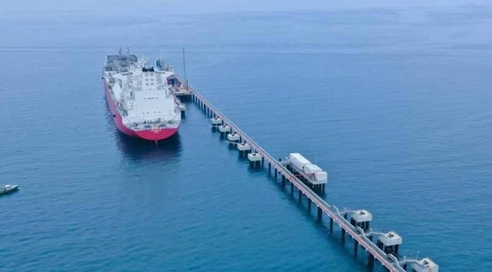 Yüzer doğal gaz terminal gemisi denetlendi