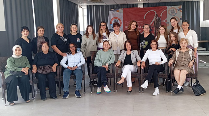 CTP Kadın Örgütü Mağusa'da kadınlarla buluşmaya devam ediyor