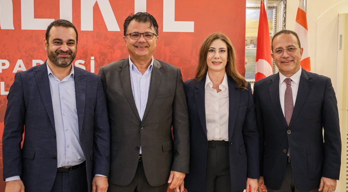 CTP’nin genel başkan adayları Girnelilerle buluştu
